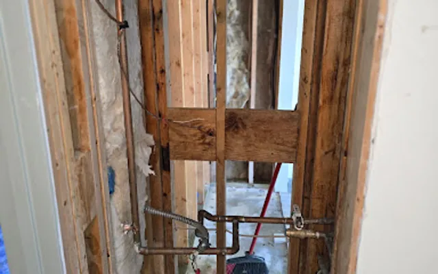 Frozen Pipe Water Damage in Atlanta, GA